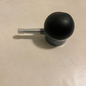 Fiber spray applicator